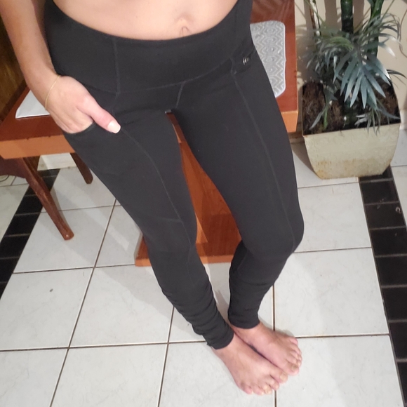 VGUC,lululemon ruuched insight tight zipper ankle - Picture 3 of 16